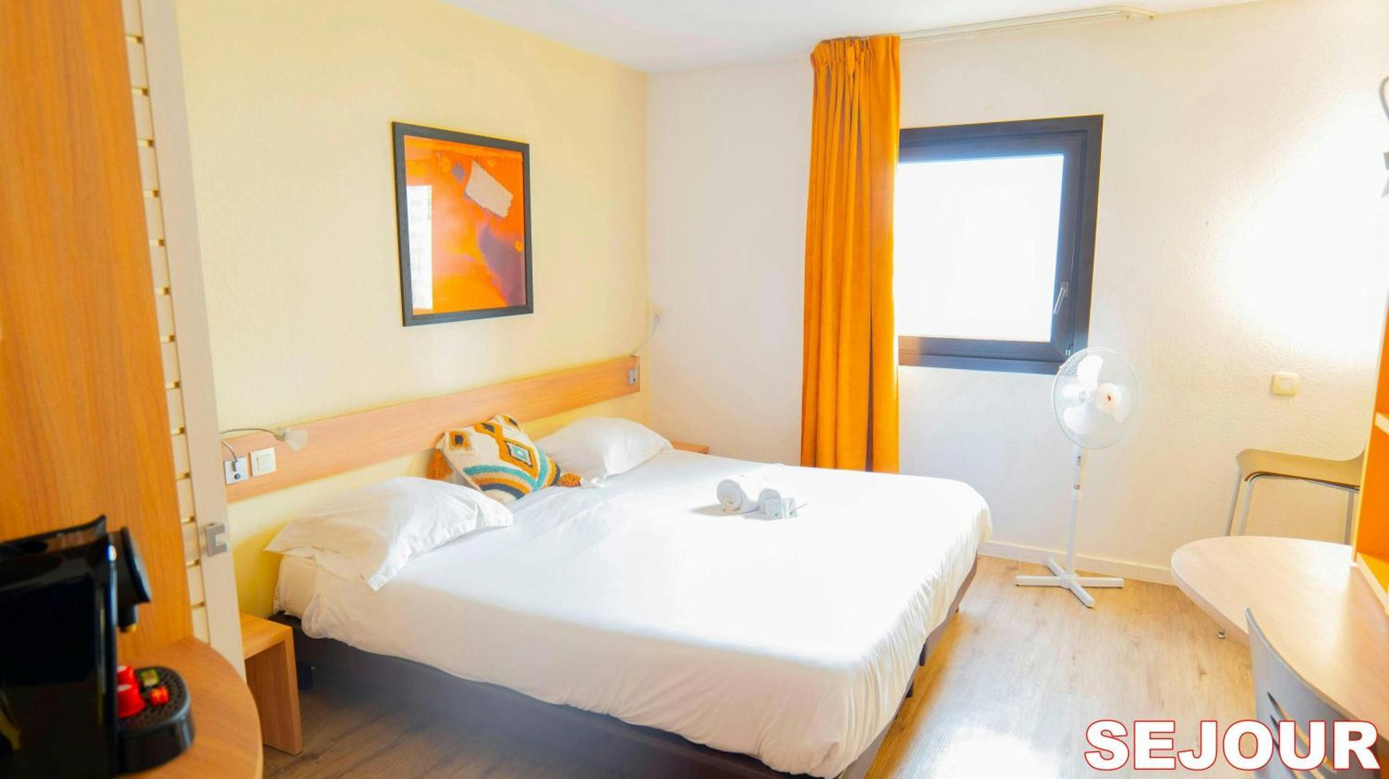 Paris Retreat 5 Minutes From Hoche Metroparking Lägenhet Pantin Exteriör bild